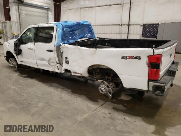 2024 Ford F-350 XL with VIN 1FT8W3BT2REC93958, listed as a Copart auction lot 47363735 with 17,143 mi miles and Salvage Title. Bid and sale history available at DreamBid. Image 2.