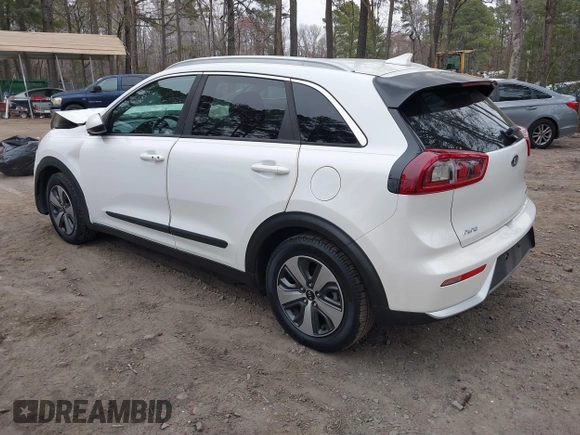2018 Kia Niro LX with VIN KNDCB3LC5J5204859, listed as a IAAI auction lot 41800970 with 131,040 mi miles. Bid and sale history available at carsss.com. Image 3.