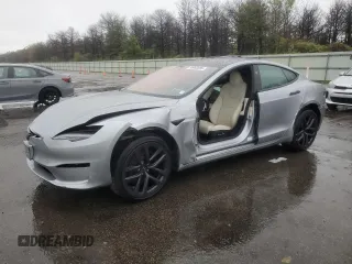 2024 Tesla Model S with VIN 5YJSA1E53RF542174, listed as a Copart auction lot 55063885 with 4,751 mi miles and Salvage title. Bid and sale history available at DreamBid. Image 1.