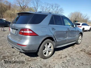 2014 Mercedes-Benz M 350 z VIN 4JGDA5JB3EA312483, wystawiony jako Copart lot #53307845 z przebiegiem 117 104 mil mil oraz Szkoda całkowita • Salvage title. Historia ofert i sprzedaży dostępna na DreamBid. Obrazek 3.