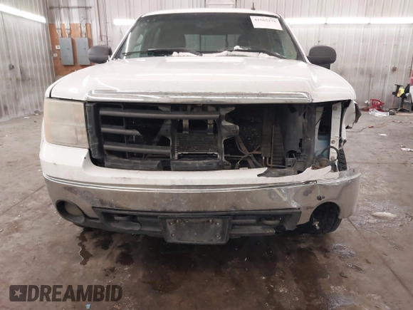 2008 GMC Sierra 1500 Work Truck z VIN 2GTEK13M481157485, wystawiony jako IAAI lot #41565279 z przebiegiem 312 223 mil mil oraz . Historia ofert i sprzedaży dostępna na DreamBid. Obrazek 6.