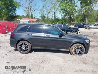 2021 Mercedes-Benz GLC 300 z VIN W1N0G8EBXMF995869, wystawiony jako IAAI lot #42072633 z przebiegiem 68 332 mil mil oraz . Historia ofert i sprzedaży dostępna na DreamBid. Obrazek 13.