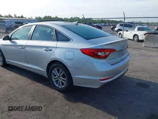 2017 Hyundai Sonata SE with VIN 5NPE24AF9HH502787, listed as a IAAI auction lot 42088941 with 123,511 mi miles. Bid and sale history available at carsss.com. Image 3.