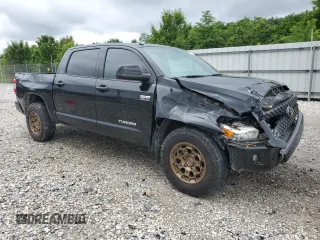 2017 Toyota Tundra Limited z VIN 5TFHW5F1XHX670835, wystawiony jako Copart lot #58166755 z przebiegiem 103 123 mil mil oraz Szkoda całkowita • Salvage title. Historia ofert i sprzedaży dostępna na DreamBid. Obrazek 4.