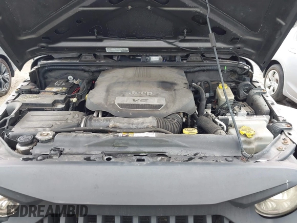 2014 Jeep Wrangler Unlimited Sport with VIN 1C4BJWDG6EL239378, listed as a IAAI auction lot 42073392 with 120,999 mi miles. Bid and sale history available at carsss.com. Image 10.