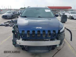 2018 Jeep Cherokee Latitude Plus with VIN 1C4PJLLX4JD557204, listed as a IAAI auction lot 42277974 with 122,096 mi miles and . Bid and sale history available at DreamBid. Image 13.