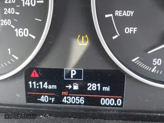 2018 BMW X1 sDrive28i with VIN WBXHU7C34J5H44572, listed as a IAAI auction lot 41607151 with 43,056 mi miles. Bid and sale history available at carsss.com. Image 7.