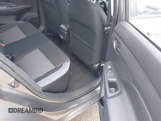 2024 Nissan Versa SV z VIN 3N1CN8EV6RL910272, wystawiony jako IAAI lot #42500325 z przebiegiem 8 343 mil mil oraz . Historia ofert i sprzedaży dostępna na DreamBid. Obrazek 8.