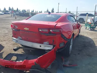 2019 Chevrolet Camaro 1LT with VIN 1G1FB1RX0K0156920, listed as a IAAI auction lot 42034391 with 1 mi miles. Bid and sale history available at carsss.com. Image 4.
