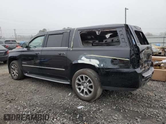 2020 GMC Yukon XL Denali with VIN 1GKS2HKJ7LR198247, listed as a Copart auction lot 43796095 with 89,557 mi miles and Salvage Title. Bid and sale history available at carsss.com. Image 2.