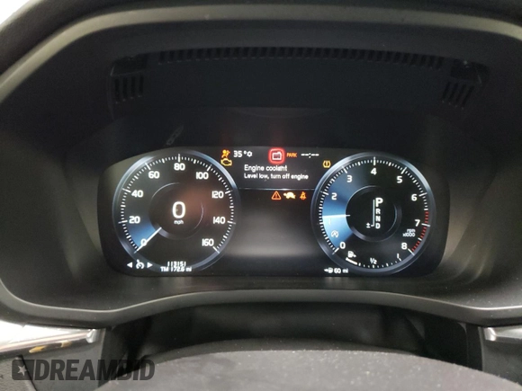 2018 Volvo XC60 Momentum with VIN LYV102RKXJB077791, listed as a Copart auction lot 44826895 with 113,151 mi miles and Clean Title. Bid and sale history available at carsss.com. Image 9.