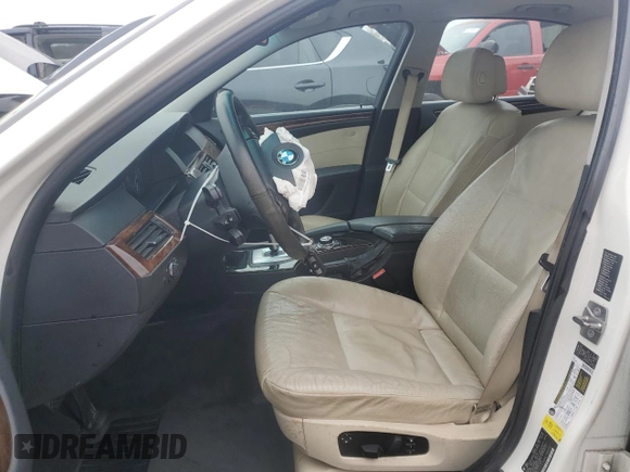 2010 BMW 5 Series 528i xDrive with VIN WBANV1C50AC445727, listed as a Copart auction lot 86628664 with 204,199 mi miles and Salvage Title. Bid and sale history available at carsss.com. Image 7.
