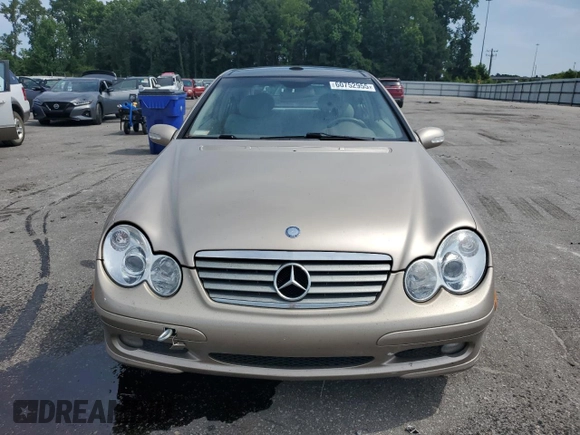 2003 Mercedes-Benz C 230 Kompressor with VIN WDBRN40J53A490800, listed as a Copart auction lot 60752955 with 53,819 mi miles and Salvage title. Bid and sale history available at DreamBid. Image 5.