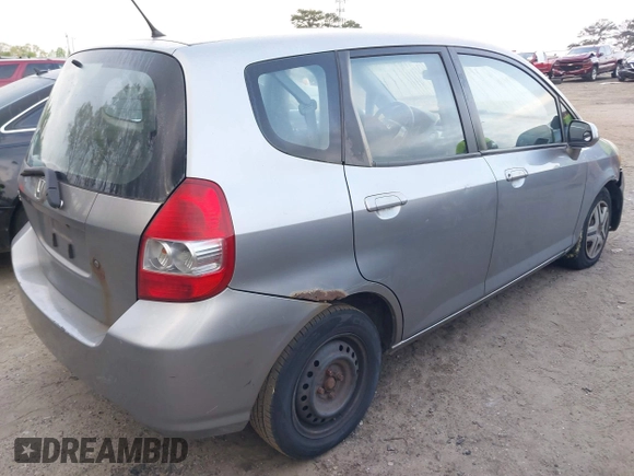 2008 Honda Fit with VIN JHMGD38448S020312, listed as a IAAI auction lot 41960644 with 277,768 mi miles. Bid and sale history available at carsss.com. Image 4.