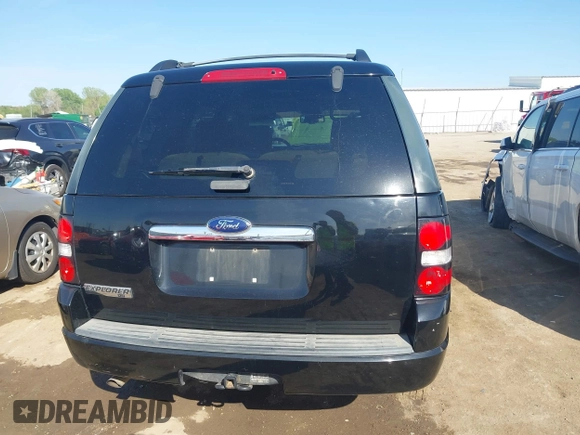 2008 Ford Explorer XLT with VIN 1FMEU63E78UB00097, listed as a IAAI auction lot 41995640 with 153,992 mi miles and . Bid and sale history available at DreamBid. Image 16.