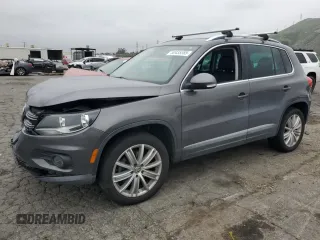 2013 Volkswagen Tiguan SE z VIN WVGAV7AX3DW535512, wystawiony jako Copart lot #50435385 z przebiegiem 130 676 mil mil oraz Szkoda całkowita • Salvage title. Historia ofert i sprzedaży dostępna na DreamBid. Obrazek 1.