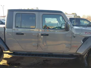 2022 Jeep Gladiator Mojave with VIN 1C6JJTEG7NL126491, listed as a IAAI auction lot 41245201 with 35,976 mi miles. Bid and sale history available at carsss.com. Image 13.
