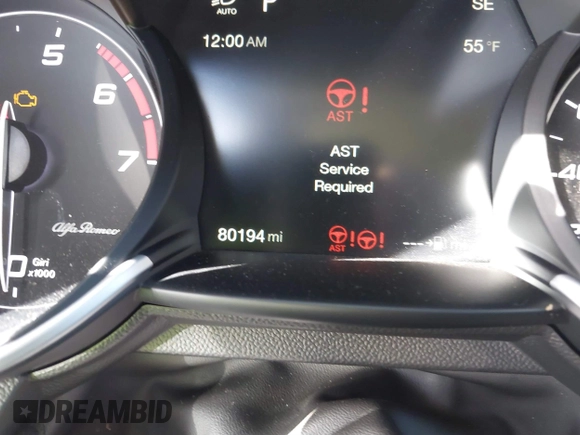 2018 Alfa Romeo Giulia with VIN ZARFAEBN8J7567620, listed as a IAAI auction lot 41738301 with 80,194 mi miles. Bid and sale history available at carsss.com. Image 7.