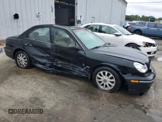 2004 Hyundai Sonata GLS with VIN KMHWF35H94A051940, listed as a Copart auction lot 73326044 with 88,452 mi miles and Salvage Title. Bid and sale history available at carsss.com. Image 4.