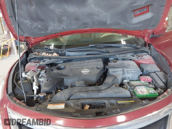 2014 Nissan Altima S with VIN 1N4AL3AP5EC270412, listed as a IAAI auction lot 41762094 with 181,907 mi miles and . Bid and sale history available at DreamBid. Image 10.