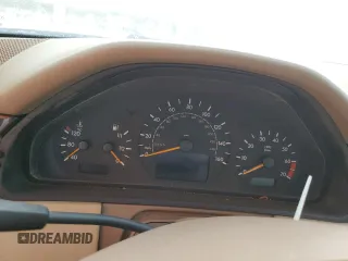 2001 Mercedes-Benz E-Class with VIN WDBJH65J31B287677, listed as a Copart auction lot 76776204 with 0 mi miles and Non Repairable. Bid and sale history available at carsss.com. Image 9.