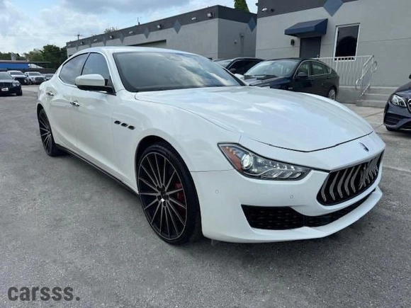 2019 Maserati Ghibli S with VIN ZAM57YSAXK1318416, listed as a Copart auction lot 72659054 with 50,703 mi miles and Non Repairable. Bid and sale history available at carsss.com. Image 4.
