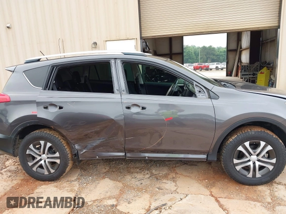 2015 Toyota RAV4 LE z VIN 2T3BFREV1FW401691, wystawiony jako IAAI lot #42346441 z przebiegiem 111 711 mil mil oraz . Historia ofert i sprzedaży dostępna na DreamBid. Obrazek 13.