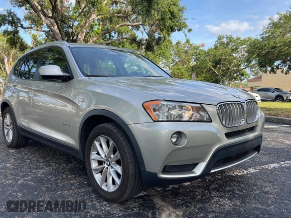 2013 BMW X3 xDrive28i with VIN 5UXWX9C57D0A26278, listed as a Copart auction lot 52040825 with 110,761 mi miles and Clean Title. Bid and sale history available at carsss.com. Image 1.