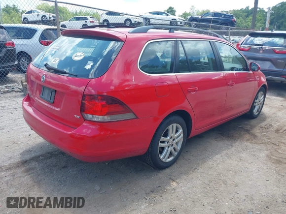 2012 Volkswagen Jetta TDI с VIN 3VWML7AJ4CM658279, выставлен на аукционе IAAI как лот 42579430 с пробегом 122 820 миль миль и . История ставок и продаж доступна на DreamBid. Изображение 4.