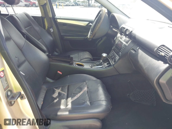 2005 Mercedes-Benz C 320 with VIN WDBRF64J45F610076, listed as a IAAI auction lot 42422374 with 136,991 mi miles and . Bid and sale history available at DreamBid. Image 5.