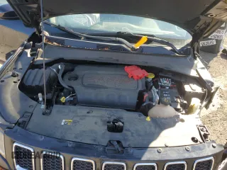 2019 Jeep Compass Latitude z VIN 3C4NJDBB5KT776588, wystawiony jako Copart lot #63143405 z przebiegiem 55 359 mil mil oraz Szkoda całkowita • Salvage title. Historia ofert i sprzedaży dostępna na DreamBid. Obrazek 12.
