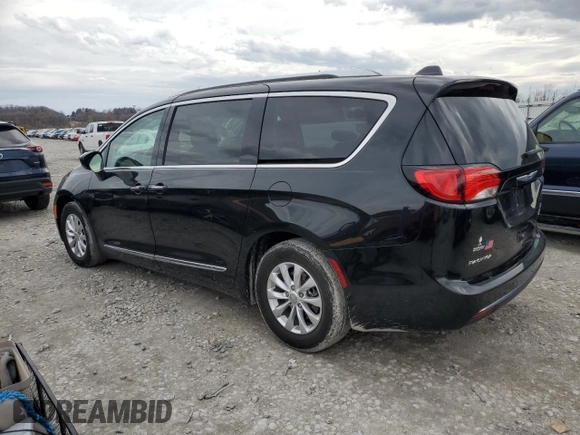 2018 Chrysler Pacifica Touring L Plus z VIN 2C4RC1EG0JR130216, wystawiony jako Copart lot #50778905 z przebiegiem 96 130 mil mil oraz Szkoda całkowita • Salvage title. Historia ofert i sprzedaży dostępna na DreamBid. Obrazek 2.