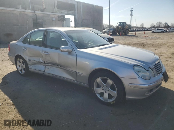 2004 Mercedes-Benz E 320 with VIN WDBUF65J14A440912, listed as a Copart auction lot 48963935 with 182,837 mi miles and Salvage Title. Bid and sale history available at carsss.com. Image 4.