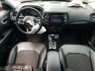 2021 Jeep Compass Latitude z VIN 3C4NJDBB7MT595527, wystawiony jako Copart lot #58598145 z przebiegiem 65 564 mil mil oraz Szkoda całkowita • Salvage title. Historia ofert i sprzedaży dostępna na DreamBid. Obrazek 8.