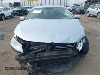2014 Volkswagen Jetta Sedan SE w/Connectivity/Sunroof PZEV with VIN 3VWD17AJ5EM362888, listed as a IAAI auction lot 41787904 with 143,332 mi miles. Bid and sale history available at carsss.com. Image 12.