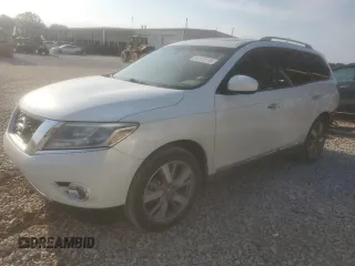 2015 Nissan Pathfinder Platinum with VIN 5N1AR2MM2FC641821, listed as a Copart auction lot 55228915 with 270,956 mi miles and Salvage title. Bid and sale history available at DreamBid. Image 1.