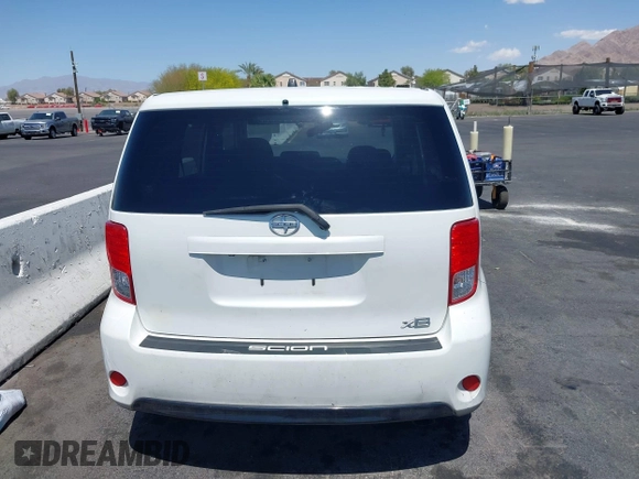2014 Scion xB with VIN JTLZE4FE8EJ060455, listed as a IAAI auction lot 42114398 with 1 mi miles. Bid and sale history available at carsss.com. Image 15.