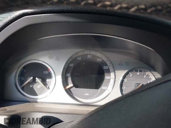 2008 Mercedes-Benz C 300 Sport with VIN WDDGF81X38F194240, listed as a IAAI auction lot 41355340 with Not Provided miles and . Bid and sale history available at DreamBid. Image 7.