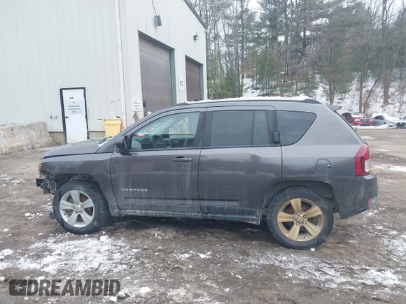 2017 Jeep Compass 75th Anniversary Edition with VIN 1C4NJDBBXHD154468, listed as a IAAI auction lot 41690768 with 109,188 mi miles. Bid and sale history available at carsss.com. Image 14.