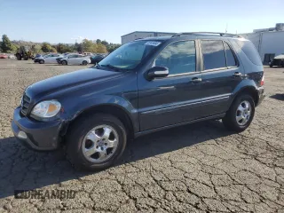 2002 Mercedes-Benz M-Class with VIN 4JGAB54E82A297805, listed as a Copart auction lot 76741804 with 222,776 mi miles and Salvage Title. Bid and sale history available at carsss.com. Image 1.