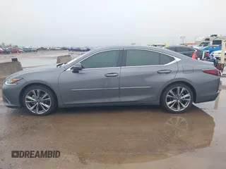 2019 Lexus ES 350 z VIN 58ABZ1B14KU035778, wystawiony jako IAAI lot #41959262 z przebiegiem 36 873 mil mil oraz . Historia ofert i sprzedaży dostępna na DreamBid. Obrazek 14.
