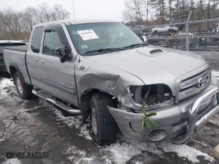 2006 Toyota Tundra SR5 with VIN 5TBBT44166S483003, listed as a IAAI auction lot 41566441 with 125,394 mi miles. Bid and sale history available at carsss.com. Image 1.