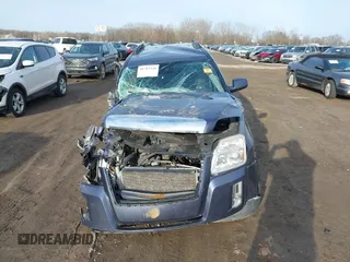 2013 GMC Terrain SLE z VIN 2GKALSEKXD6312913, wystawiony jako IAAI lot #41787328 z przebiegiem 153 646 mil mil oraz . Historia ofert i sprzedaży dostępna na DreamBid. Obrazek 12.
