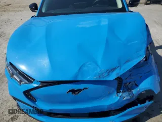 2024 Ford Mustang Mach-E Select z VIN 3FMTK1R47RMA23476, wystawiony jako Copart lot #57778105 z przebiegiem Nie podano mil oraz Nie do naprawy • Non repairable. Historia ofert i sprzedaży dostępna na DreamBid. Obrazek 12.