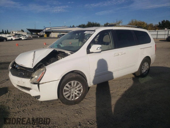 2011 Kia Sedona LX with VIN KNDMG4C74B6370803, listed as a Copart auction lot 77228344 with 142,394 mi miles and Salvage Title. Bid and sale history available at DreamBid. Image 1.