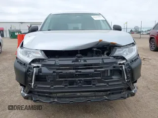2017 Mitsubishi Outlander ES z VIN JA4AZ2A36HZ064804, wystawiony jako IAAI lot #42153351 z przebiegiem 115 714 mil mil oraz . Historia ofert i sprzedaży dostępna na DreamBid. Obrazek 12.