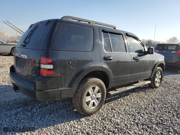 2010 Ford Explorer XLT with VIN 1FMEU7DE5AUB02425, listed as a Copart auction lot 47920365 with 118,033 mi miles and Salvage Title. Bid and sale history available at carsss.com. Image 3.