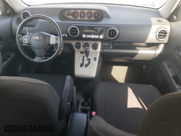 2008 Scion xB z VIN JTLKE50E081022707, wystawiony jako Copart lot #71483074 z przebiegiem 208 409 mil mil oraz Szkody całkowita. Historia ofert i sprzedaży dostępna na DreamBid. Obrazek 8.