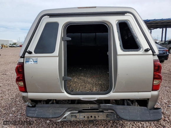 2003 Chevrolet Silverado 1500 LS with VIN 2GCEC19X731353301, listed as a Copart auction lot 48940725 with 147,407 mi miles and Salvage Title. Bid and sale history available at carsss.com. Image 6.