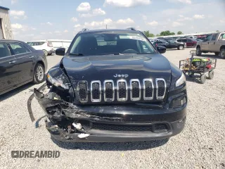 2017 Jeep Cherokee Latitude z VIN 1C4PJMCS8HW530158, wystawiony jako Copart lot #55264705 z przebiegiem 46 608 mil mil oraz Szkoda całkowita • Salvage title. Historia ofert i sprzedaży dostępna na DreamBid. Obrazek 5.